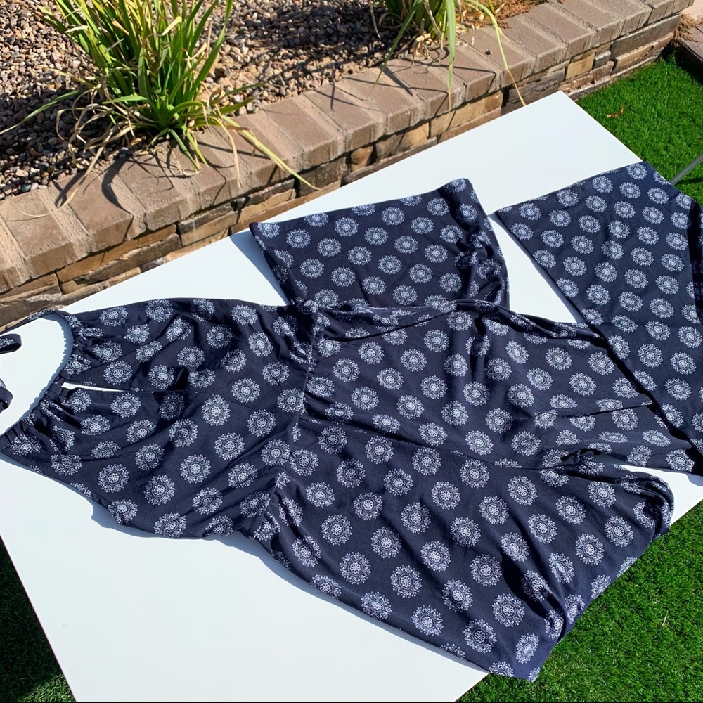 FOREVER 21 FLARED JUMPSUIT